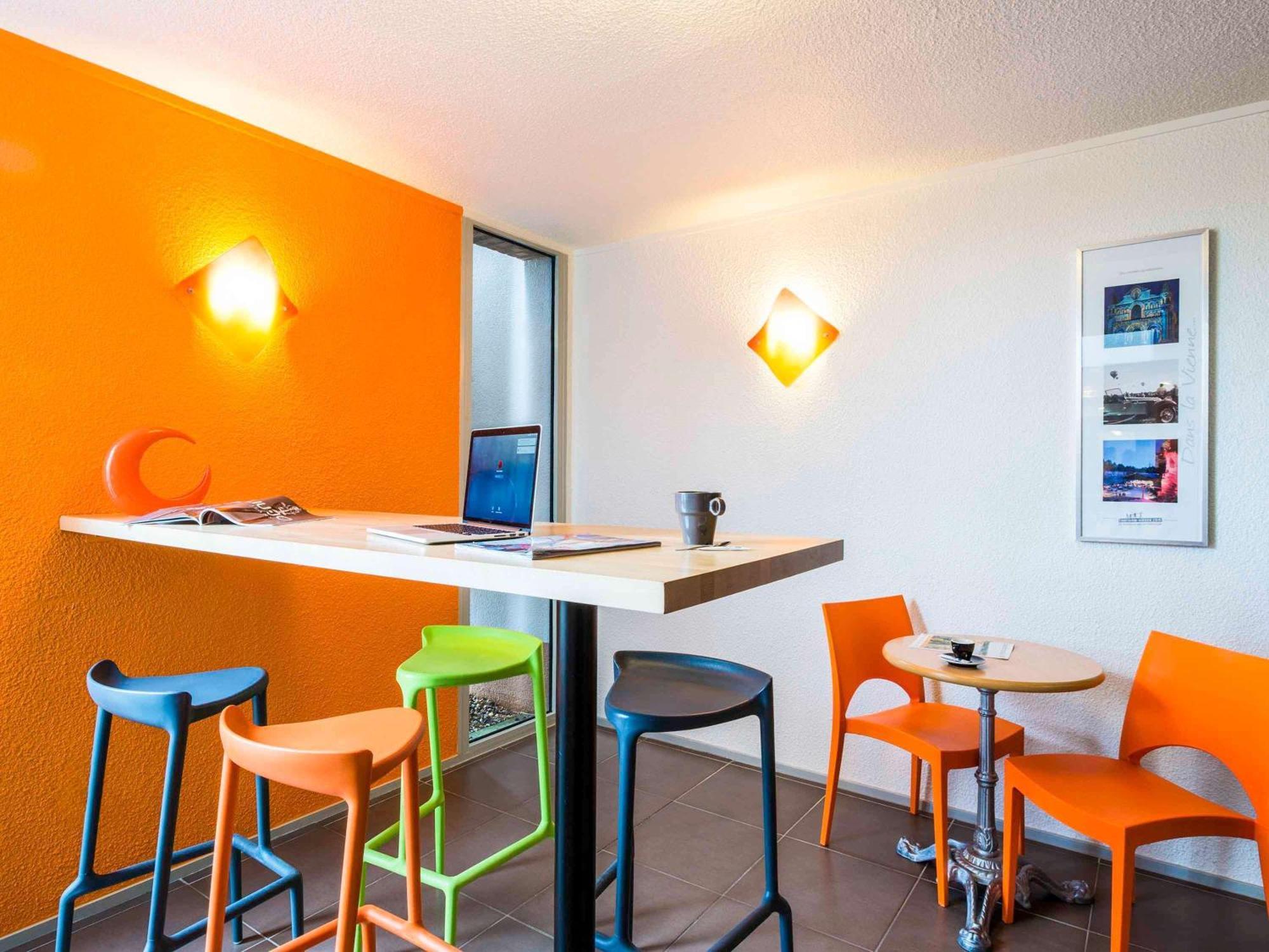Ibis Budget Chatellerault Nord Ngoại thất bức ảnh